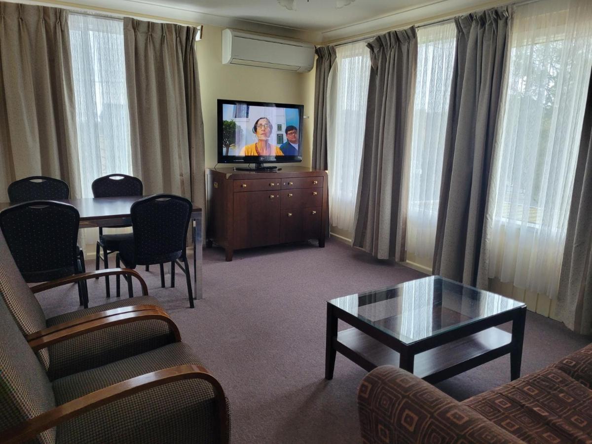 Titania Motel Оберон Екстер'єр фото