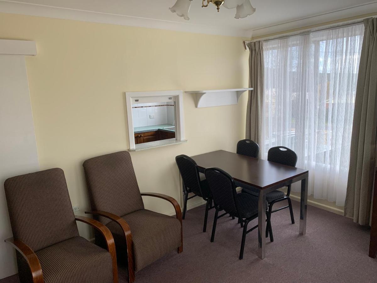 Titania Motel Оберон Екстер'єр фото
